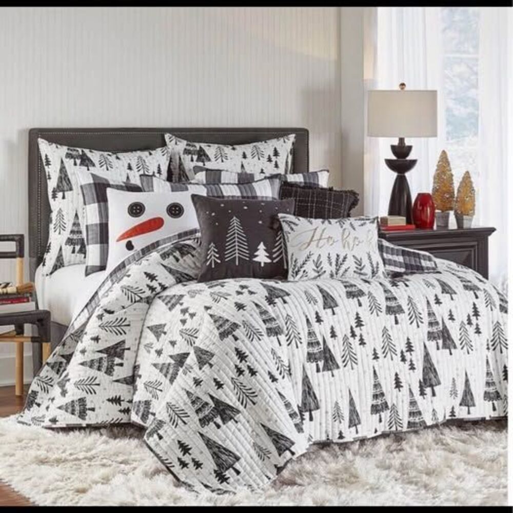 King 3 Piece Chirstmas/Holiday Black White Northern Star Quilt Set New